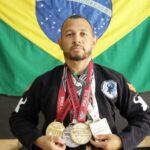 Atleta de Aparecida faz ‘barba , cabelo e bigode’ em competição mundial de jiu-jitsu.