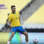 Léo Ortiz e Gabriel Martinelli são convocados para a seleção Eliminatórias para a Copa do Mundo de 2026.