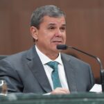 Deputado Dr. George Morais propõe política pública de inclusão para estudantes daltônicos.