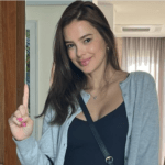 Vera Viel, esposa de Rodrigo Faro, inicia tratamento de radioterapia, um mês depois de cirurgia. 