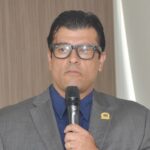 Presidente da SBCP-GO alerta sobre riscos de procedimentos, como lipoaspiração em consultórios.