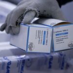 Ministério conclui a entrega de 1,2 milhão de vacinas contra a covid-19 em todo o Brasil.