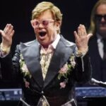 Elton John afirma que nos últimos 15 meses a sua visão se agravou muito