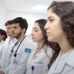 Governo cria novo modelo de avaliação para médicos e torna Enamed obrigatório para exercício da profissão