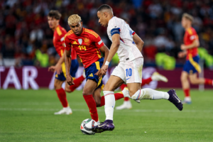Espanha elimina a França, encerra invencibilidade dos Bleus e avança à final da Copa 2026
