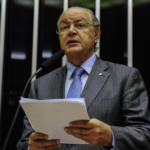 Polêmica? Deputado propõe convocação exclusiva de atletas que jogam apenas no Brasil