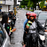 Goiânia realiza blitz educativa para conscientizar motociclistas durante semana nacional de prevenção a sinistros