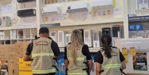 Pesquisa do Procon Goiânia encontra diferenças de até R$ 728 em aparelhos de baixar temperaturas