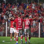 Vila Nova encara o Operário-PR em duelo direto pelo acesso à Série A