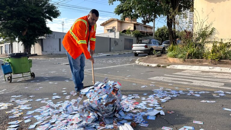 Lixo: Comurg recolhe 1,5 tonelada de materiais de campanha após votação